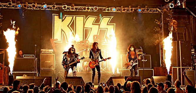Tribute to KISS performed bei Kiss4ever
